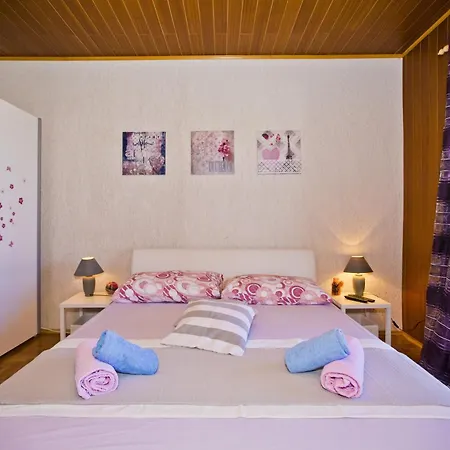 Ivusic Apartment