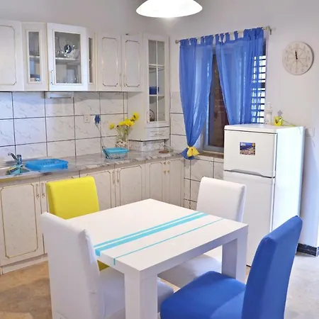 Apartment Ivusic *