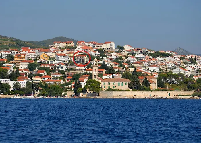 Ivusic Apartment Hvar Town