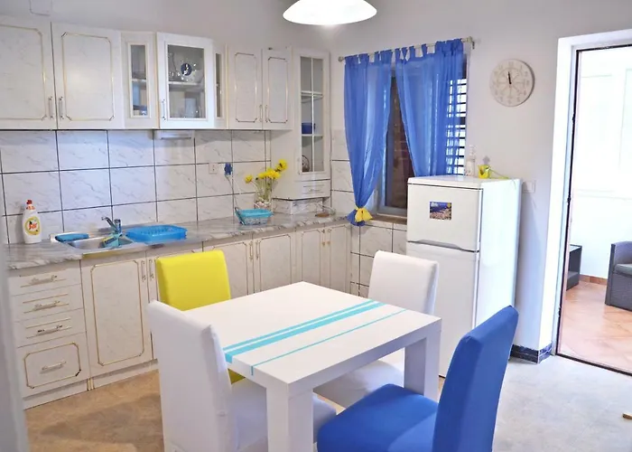 Apartment Ivusic *